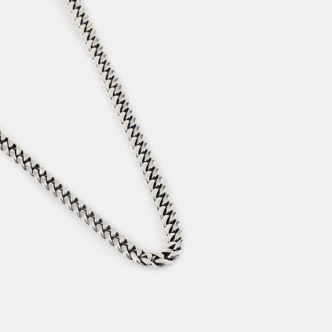 Silver curb hot sale link chain